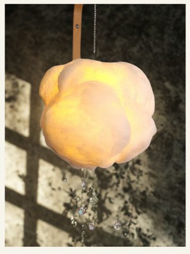 Suspension macramé doré et cristal